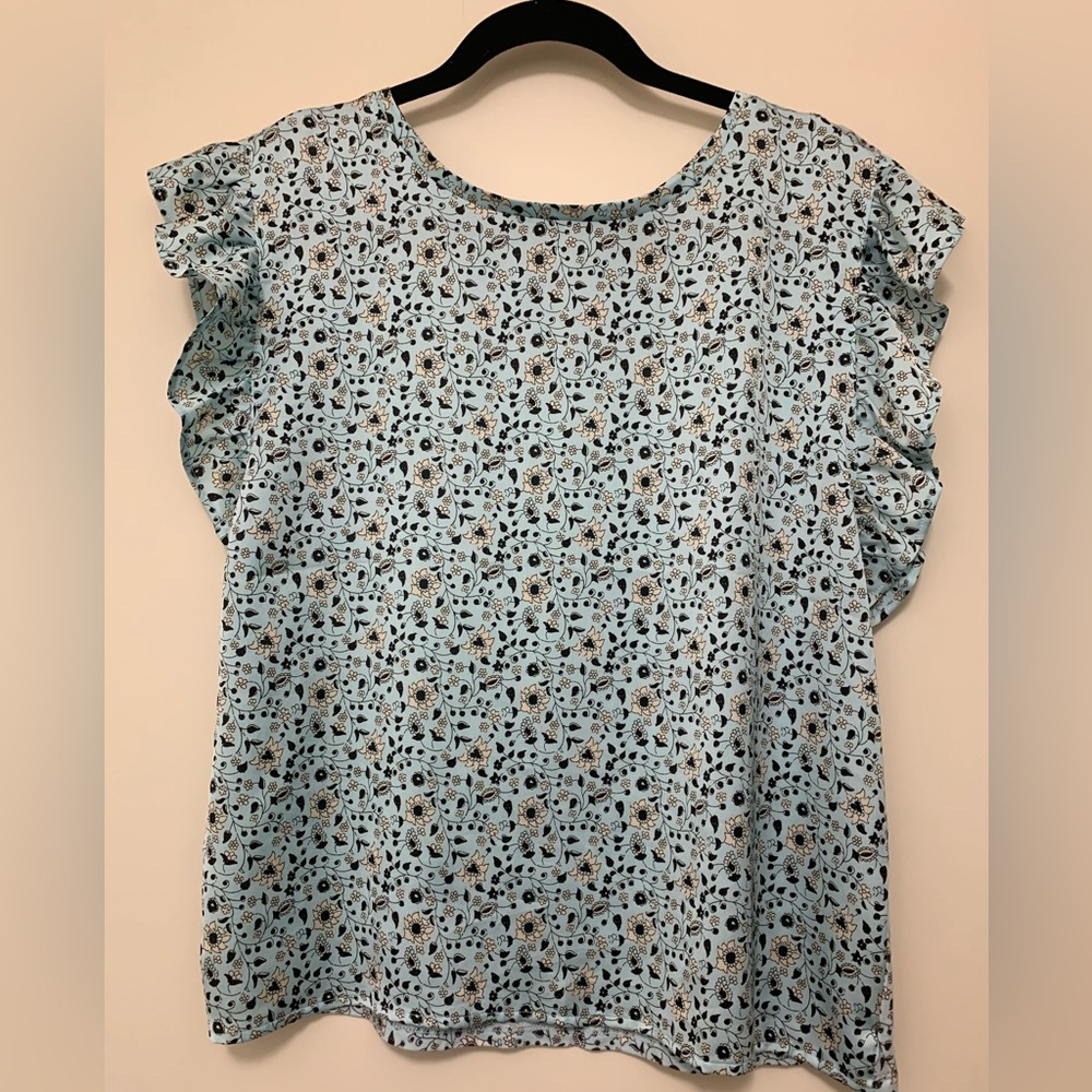 Ann Taylor Factory Petite Flutter Sleeve Blouse